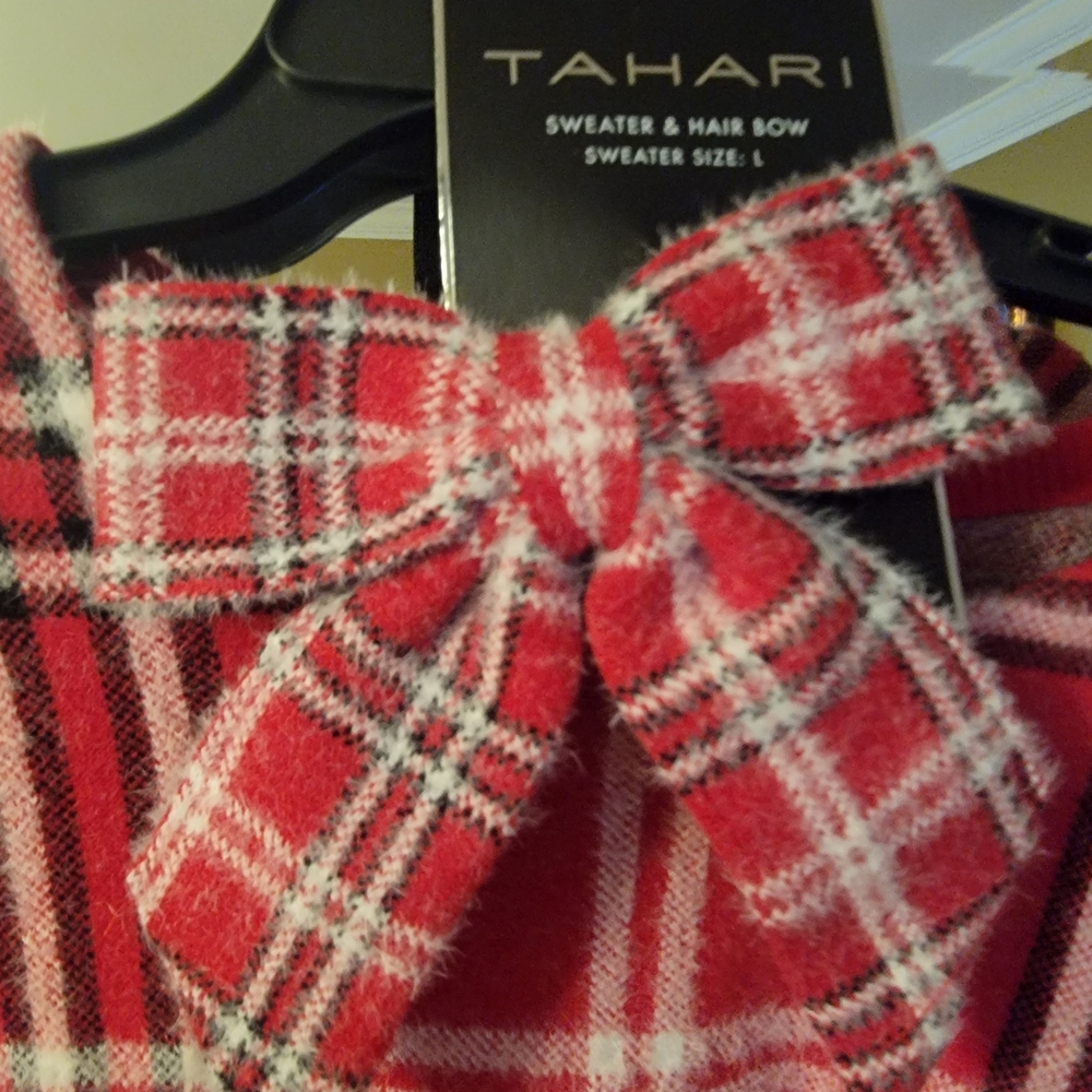 Tahari Red Plaid Women's Sweater - Picture 4 of 6
